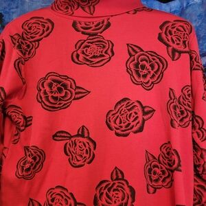Anne Klein Red and With Black Rose Print Turtleneck